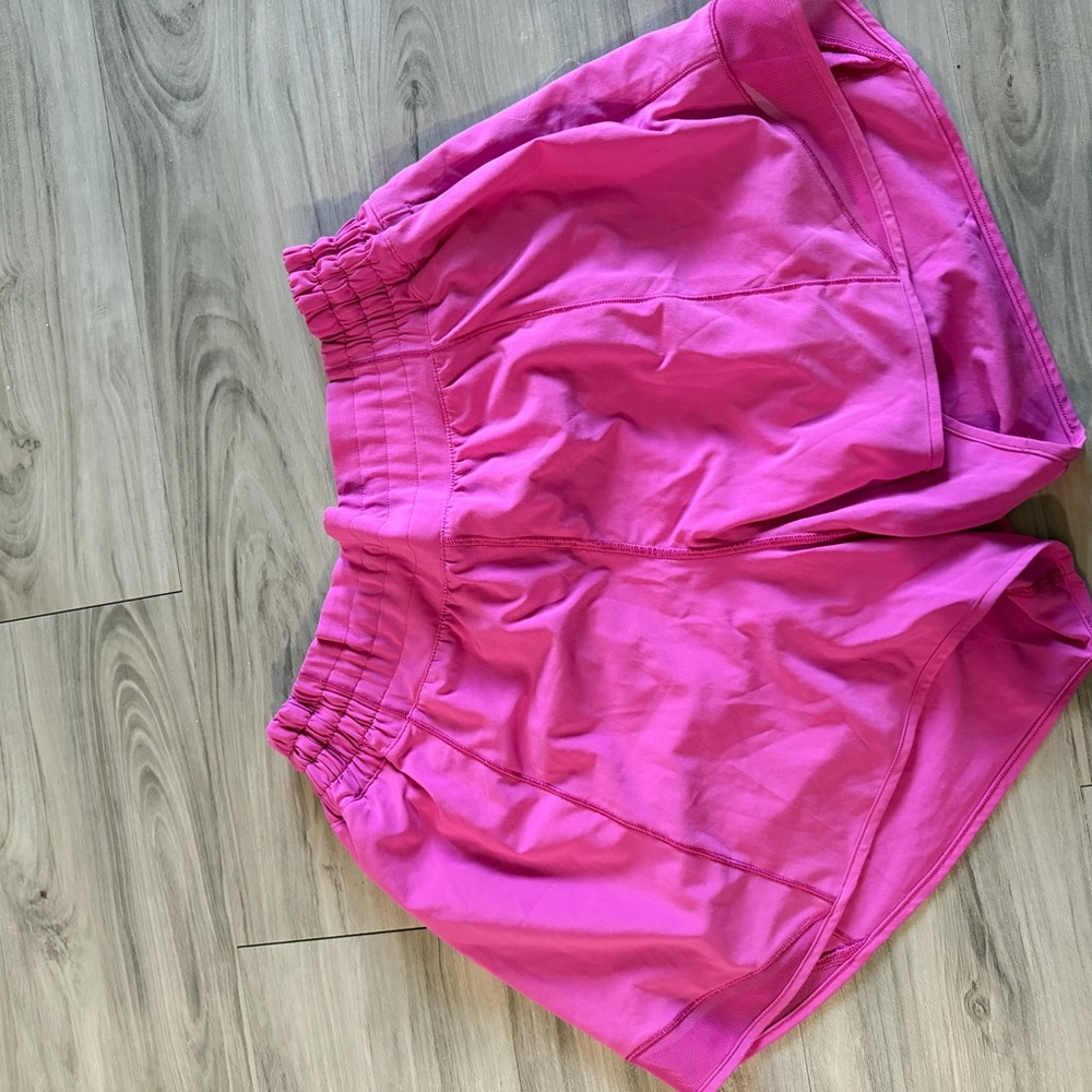 Lululemon Hotty Hot Sonic Pink Short